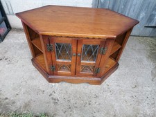 Wood Bros Old Charm Tv/Video Cabinet Light Oak Shade Model No 2441