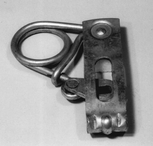 Engine lid catch spring - lid,