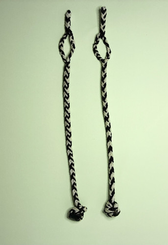 Black and white braided mews - white,