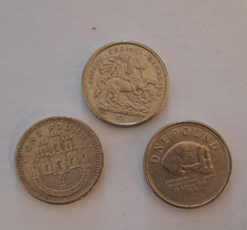 Gibraltar 1 coins - 3x, £1
