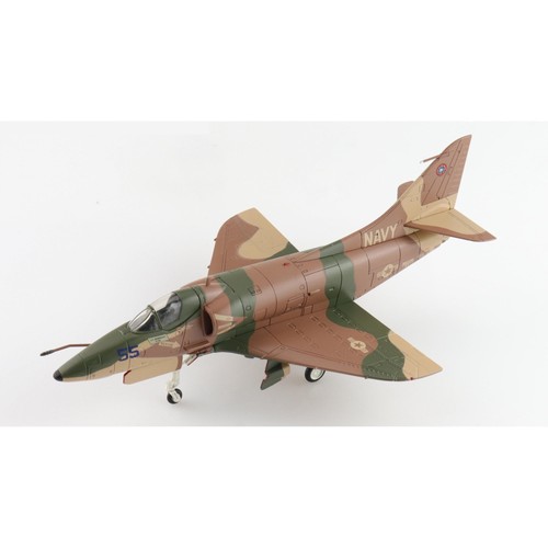 Hobby master 4e skyhawk - master, 1:72