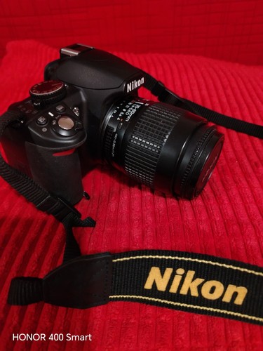 Nikond3100 camera with lens - with,