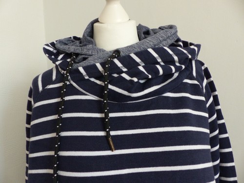 Tog size striped hoodie - 18,
