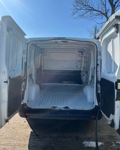 Renault trafic x82 - renault,
