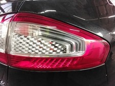 TAIL LIGHT RH FORD MONDEO MK4