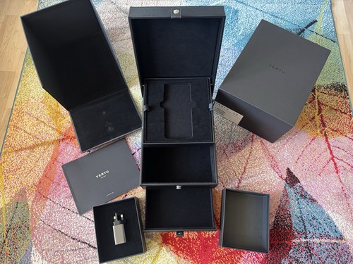 Luxury vertu quantum phone - vertu,