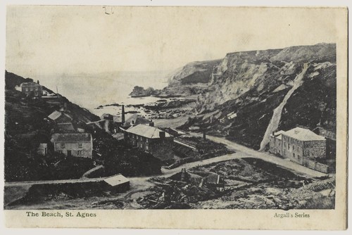 Agnes valley beach - st, houses