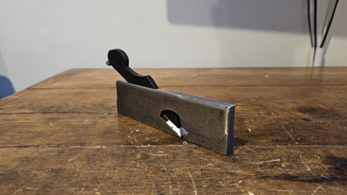 Vintage metal shoulder plane - metal,