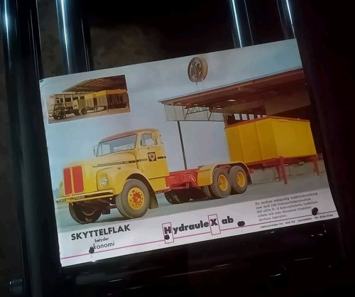 Truck containers concrete - containers,