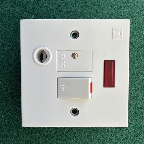 Logic 1070 whi 13a - logic,
