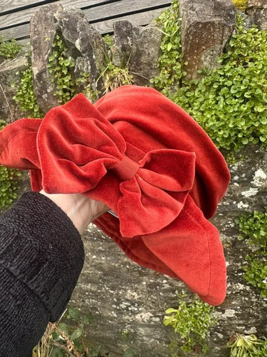 Rust red orange velvet - , bow