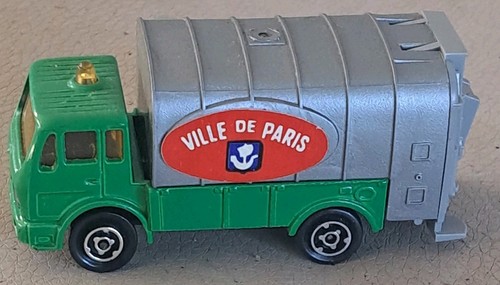 Mercedes garbage truck ville - truck,