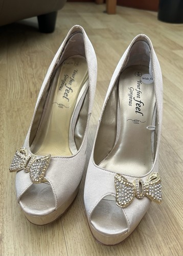 Women size high - heel, shoes