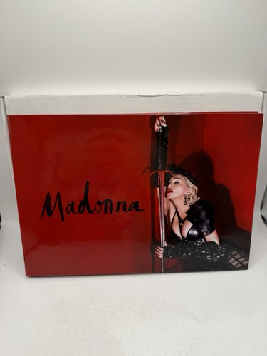 Madonna limited edition rebel - limited,