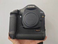 Canon EOS 1Ds Mark III 21.1 MP