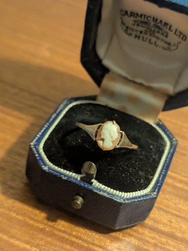 9ct yellow gold vintage - 9ct, cameo