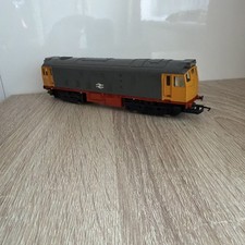 HORNBY OO GAUGE BR CLASS 25