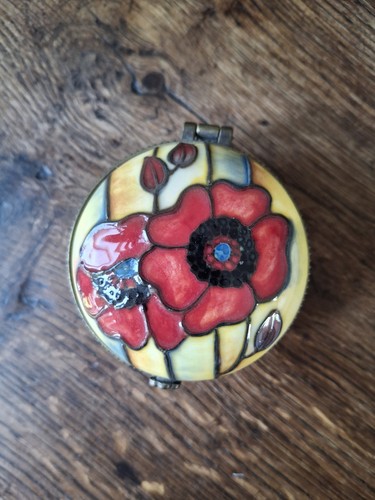 Old tupton ware red - tupton, poppy