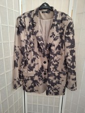 Boohoo, Taupe & black
