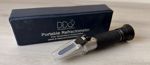 Portable refractometer - d-d,