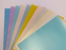 25 x A4 Pearlescent 1-Sided Paper 100gsm Various Colours