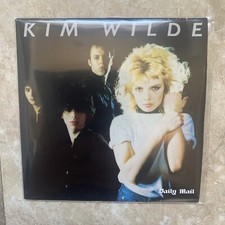 Kim Wilde : 10 Track NEW CD Promo Debut Album (1981) (2008 EMI) Daily Mail Card