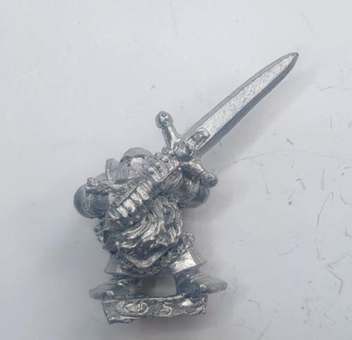 Mm90 chaos dwarf with handed - dwarf, 2-handed