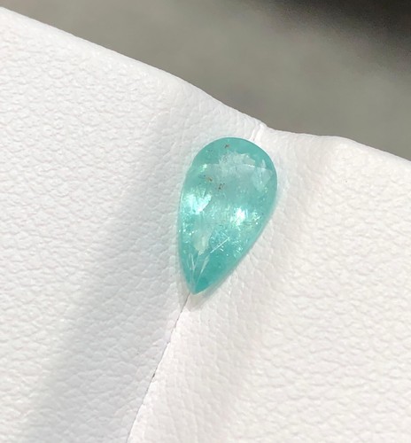 Carat natural bluish - 1.18,