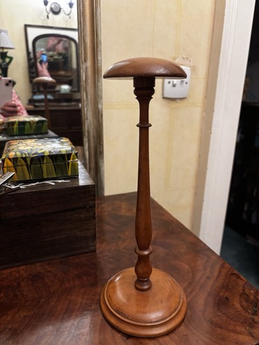 Antique wig hat stand light - wig,