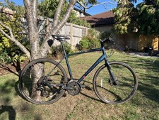 Specialized Sirrus Disc INT - Hybrid Bike - 2017 (L) - good condition