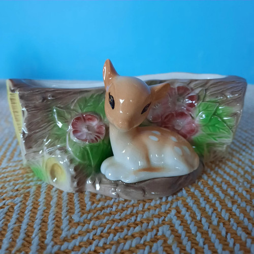 Hornsea pottery fauna royal - pottery:,