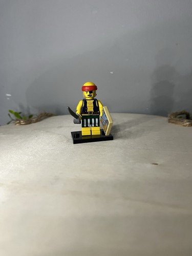 Lego minifigures series - 16,