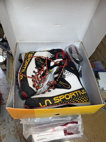 Womens sportiva nepal cube - la,