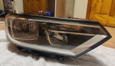 VW Passat B8 2015-20 Headlight