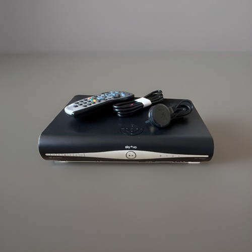 Sky 1tb hub - dual-band, router