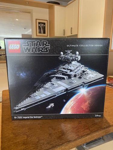 Lego star wars - star, ucs