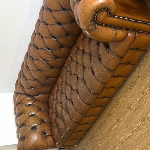 Brown tufted leather - tufted,