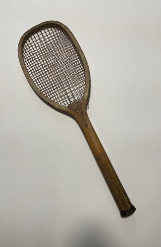 Antique tennis racket flat - tennis,