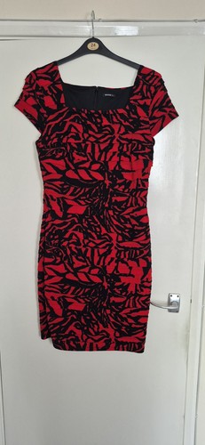 Roman red and black - and, dress