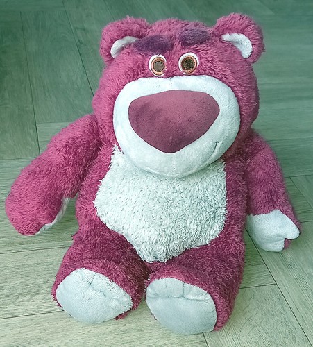 Inch tall disney store - inch,