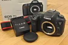 Canon EOS 7D Mark II Digital
