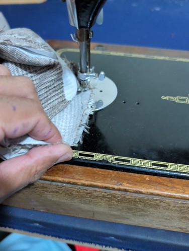 Singer sewing machine with - singer,