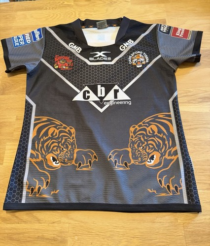 2017 castleford tigers home - castleford,