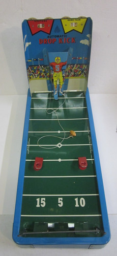 Automatic drop kick football - automatic,