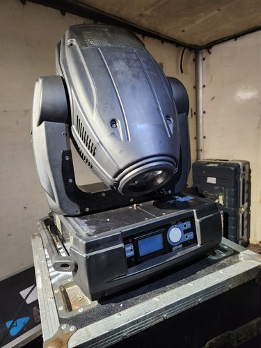 Robe 700at color spot movers - 700at,