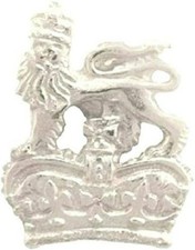 Royal Coat of Arms Pin Badge