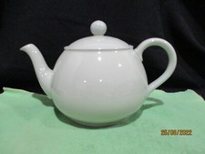 Spode. Flemish Green. Teapot. Made In England. 2 to 3 Cup Teapot.