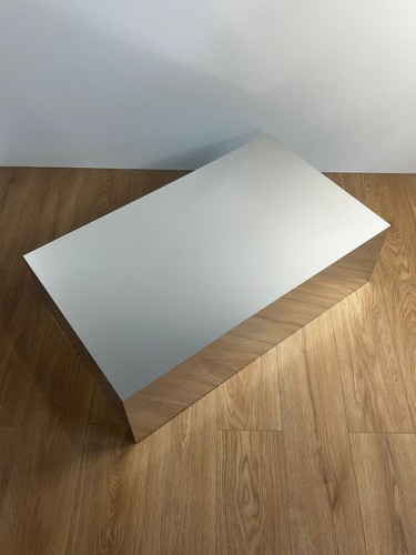 Coffee table 80cm 55cm - 80cm, x