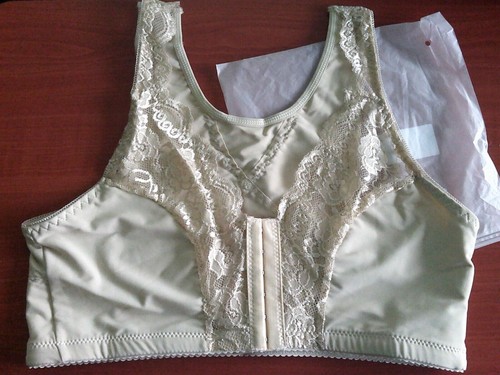 Bnwt front fastening bra - bnwt,