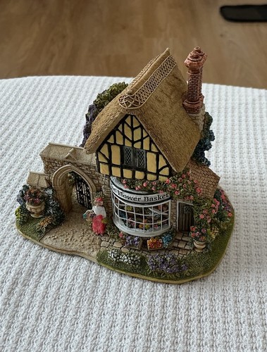 Lilliput lane cottages - lane,